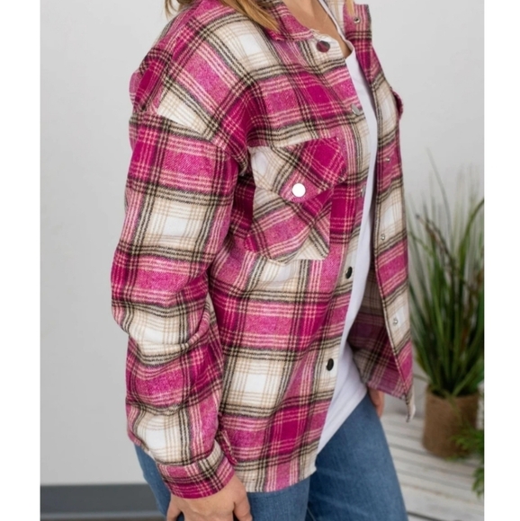 Plaid Shacket Jacket Pink Tan NWT Snap Closure - Picture 2 of 4